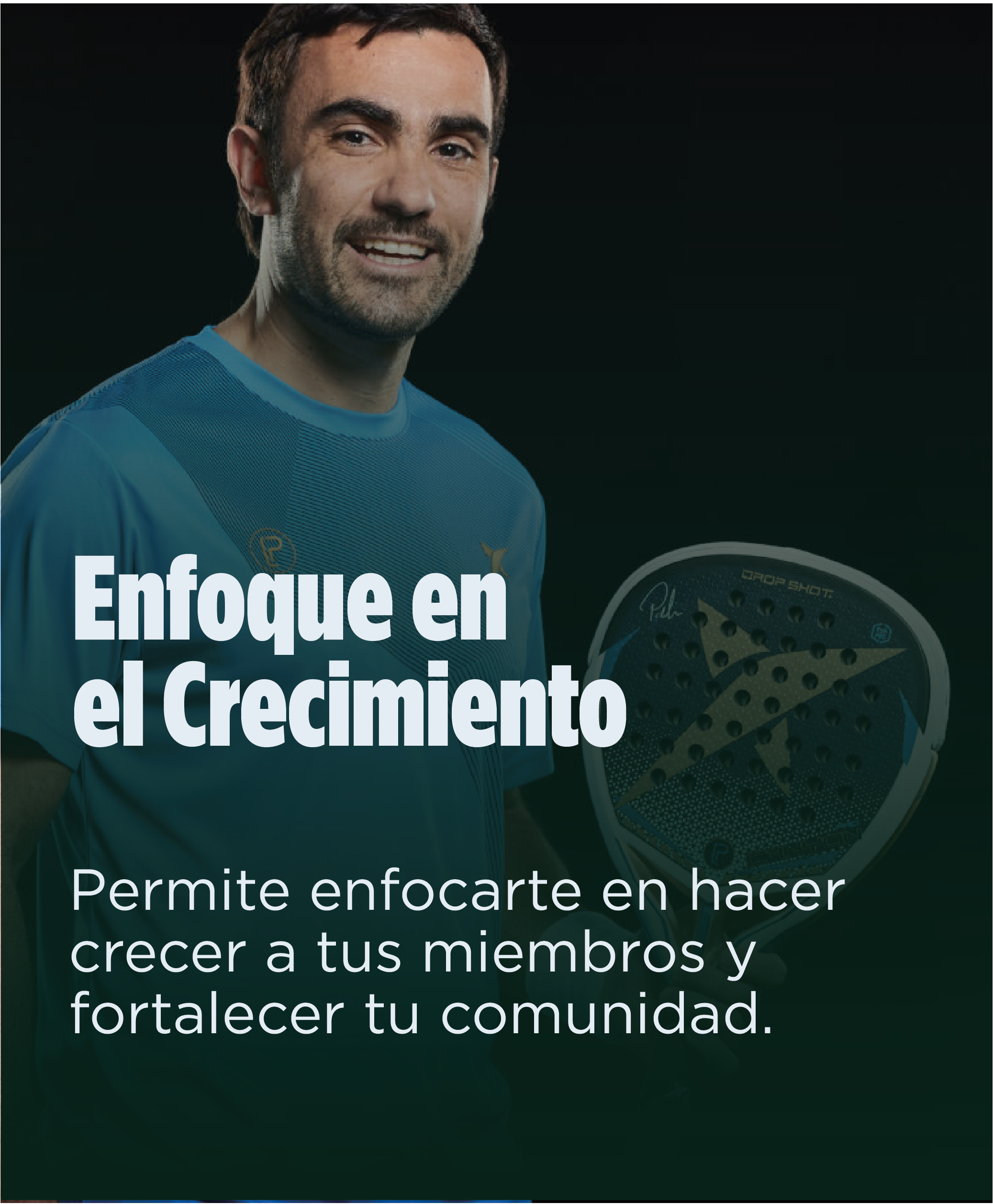 Jugadores de padel dándose la mano
